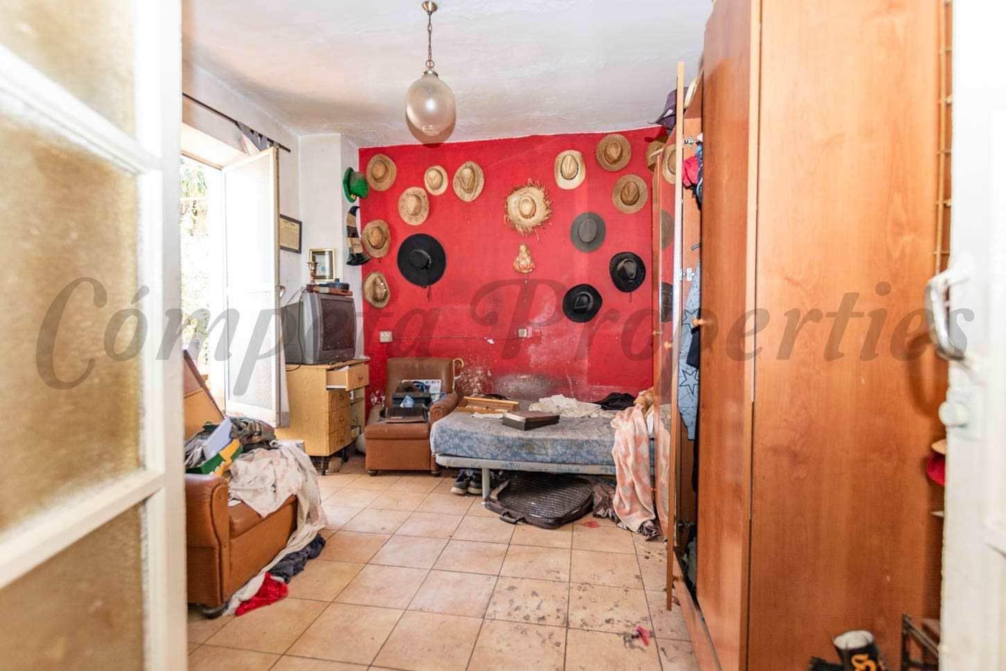 Casa de 6 habitaciones en Nerja en venta con garaje - 715.000 € (Ref: 10076430)