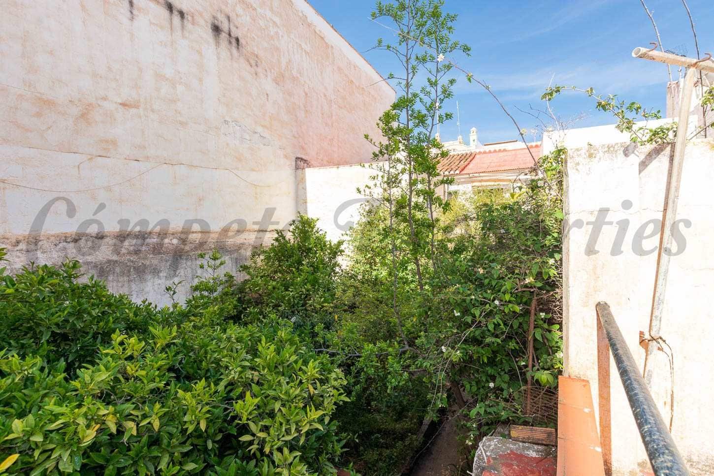 Casa de 6 habitaciones en Nerja en venta con garaje - 715.000 € (Ref: 10076430)