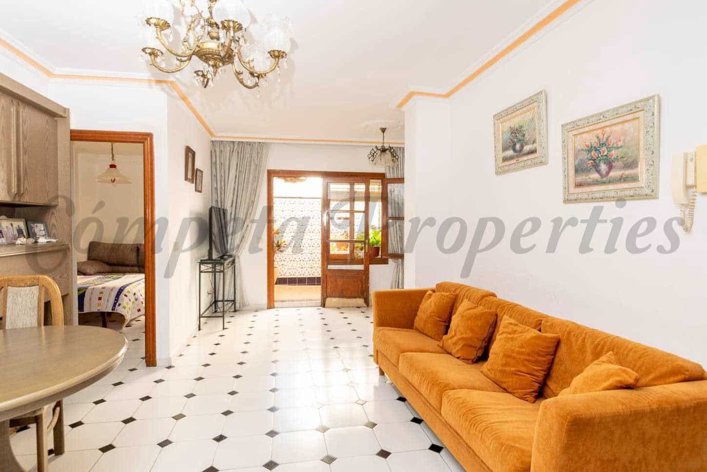 8 chambre Local Commercial à vendre à Nerja - 950 000 € (Ref: 10076431)