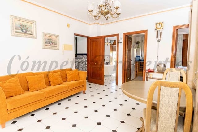 8 sovrum Kommersiell till salu i Centro, Nerja - 950 000 € (Ref: 10076431)