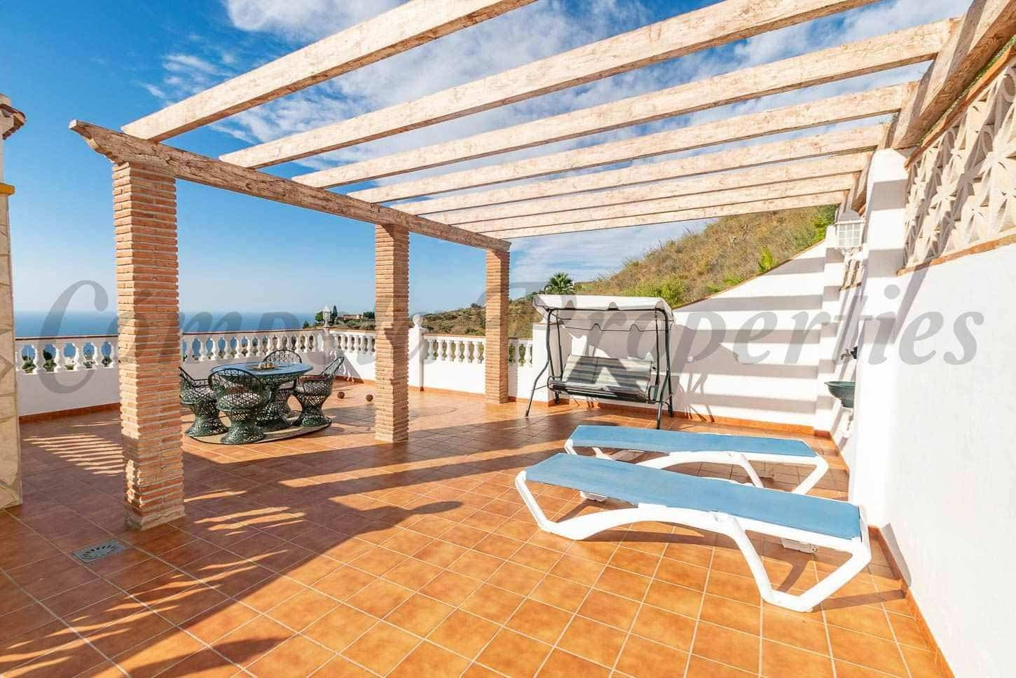 2 camera da letto Finca/Casa di Campagna da affittare in Torrox con piscina garage - 1.300 € (Rif: 10078337)