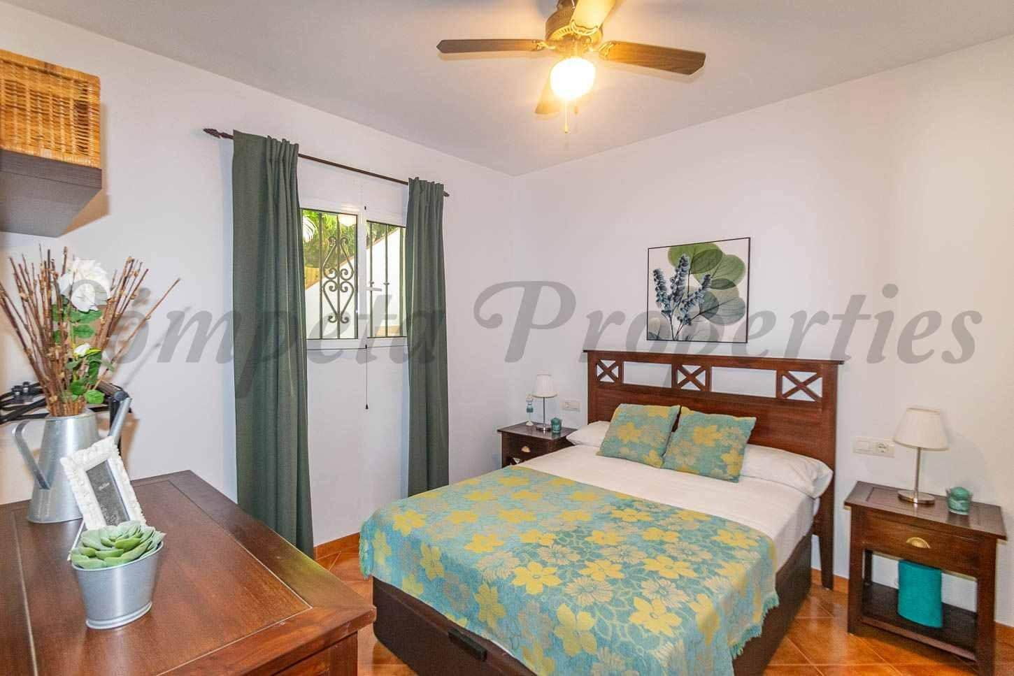 2 camera da letto Finca/Casa di Campagna da affittare in Torrox con piscina garage - 1.300 € (Rif: 10078337)