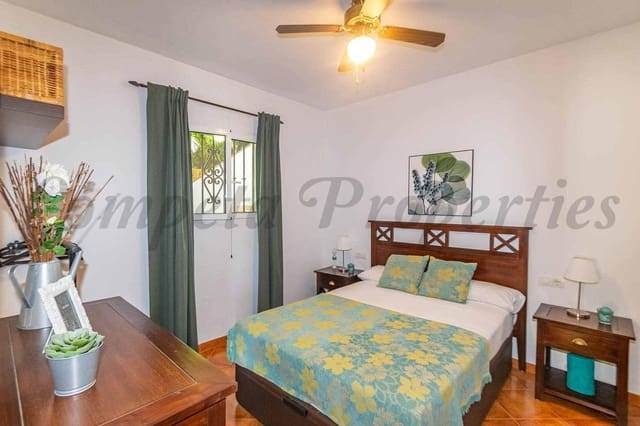2 camera da letto Finca/Casa di Campagna da affittare in Torrox Pueblo, Torrox con piscina garage - 1.300 € (Rif: 10078337)
