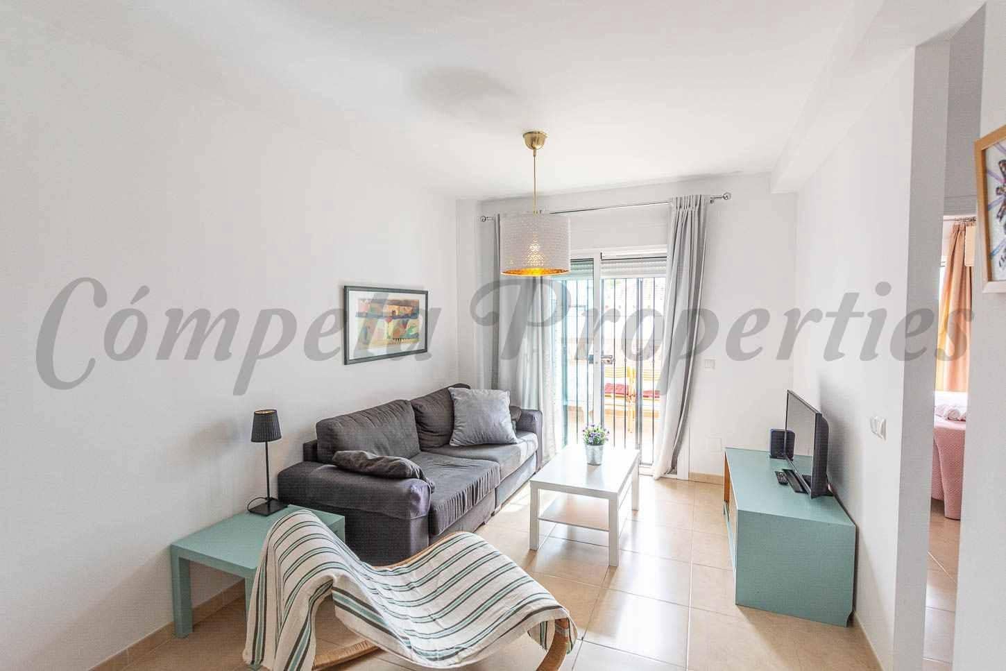 2 bedroom Apartment for rent in Nerja with pool - € 950 (Ref: 10078338)