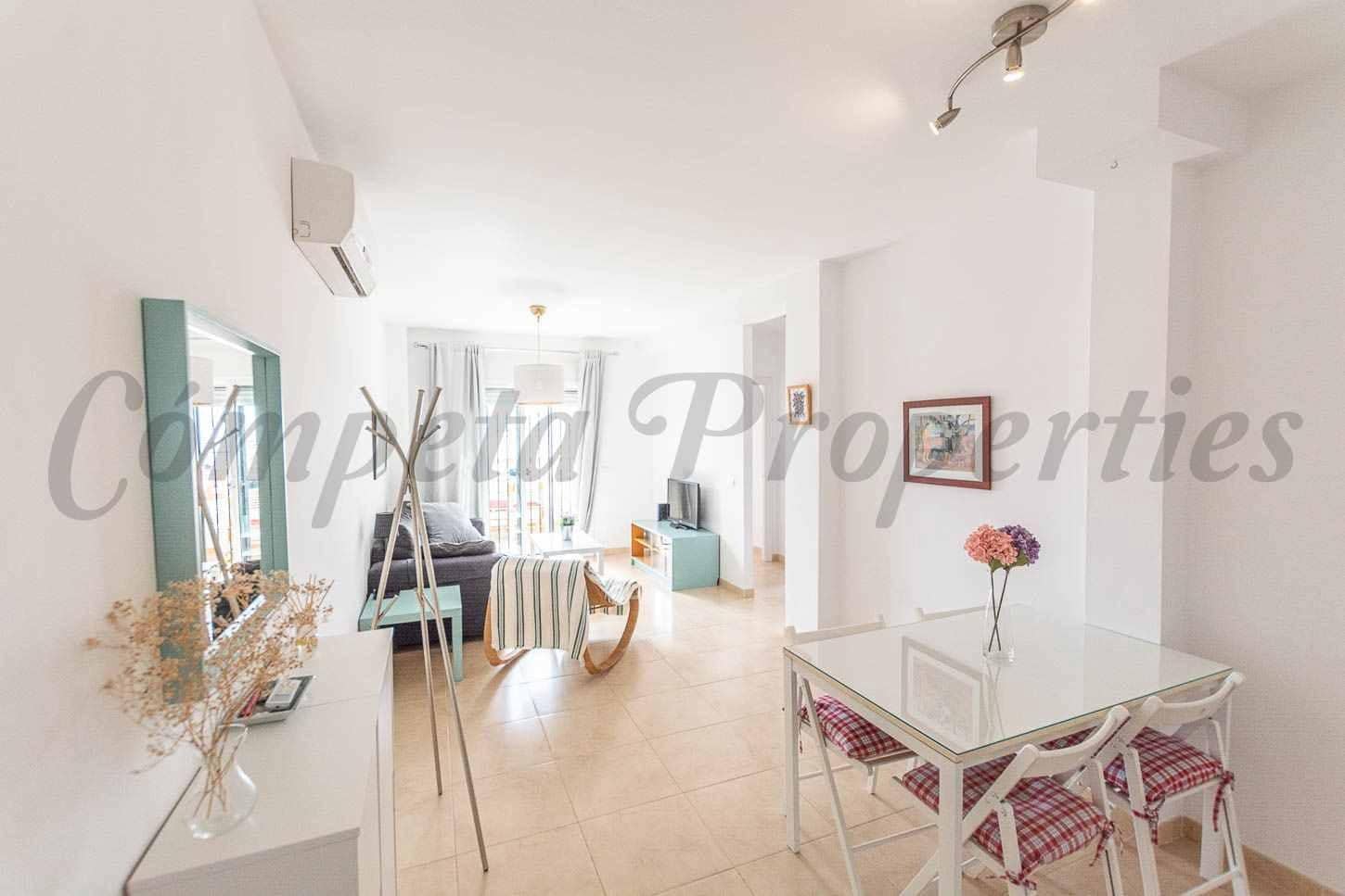 2 bedroom Apartment for rent in Nerja with pool - € 950 (Ref: 10078338)