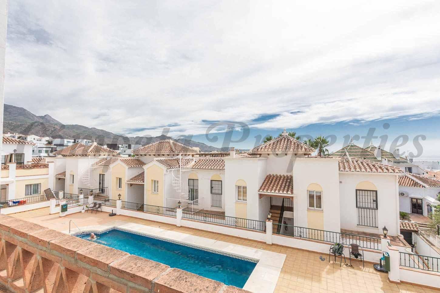 2 bedroom Apartment for rent in Nerja with pool - € 950 (Ref: 10078338)