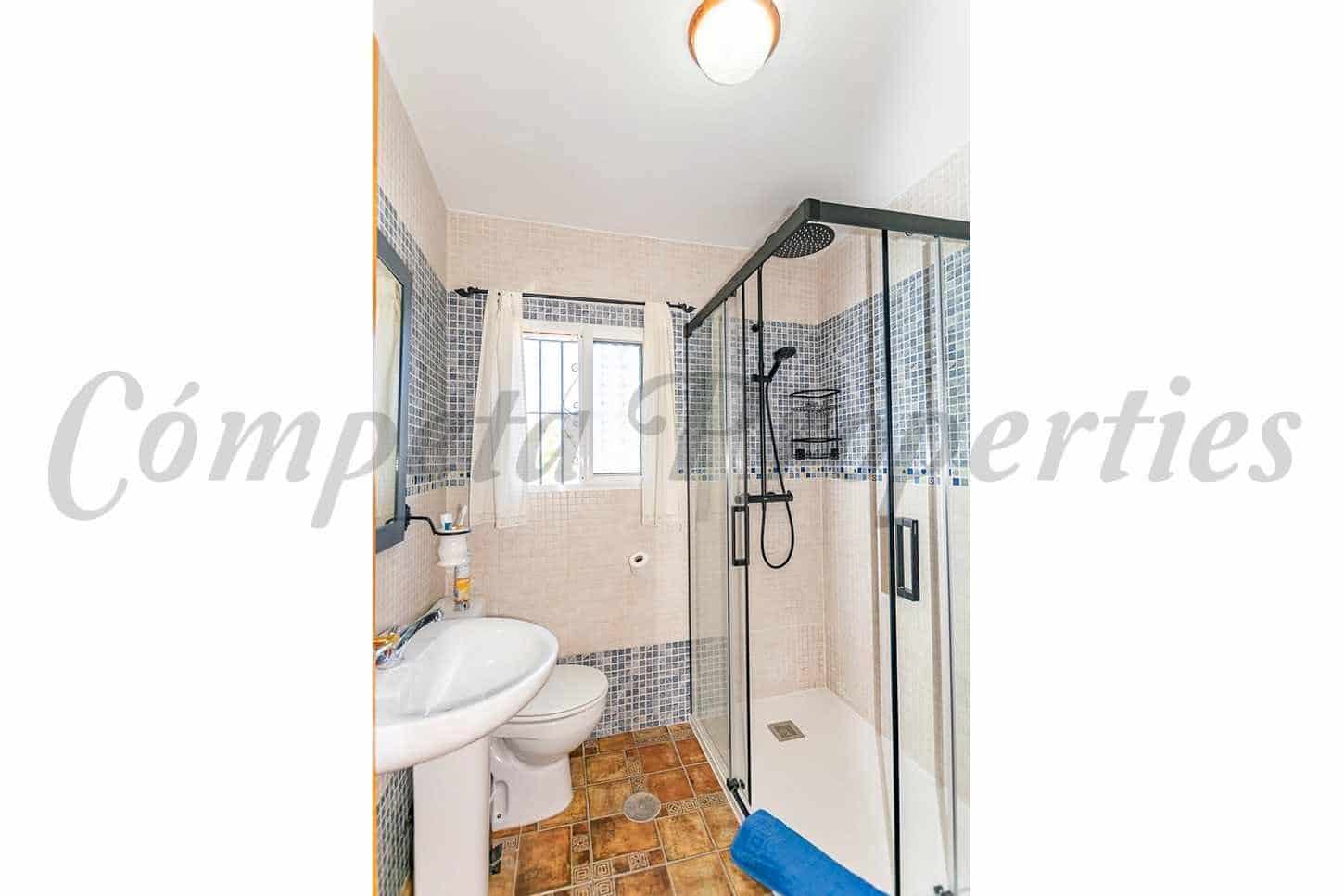 3 slaapkamer Finca/Landhuis voor vakantieverhuur in Competa met zwembad garage - € 1.200 (Ref: 10086115)