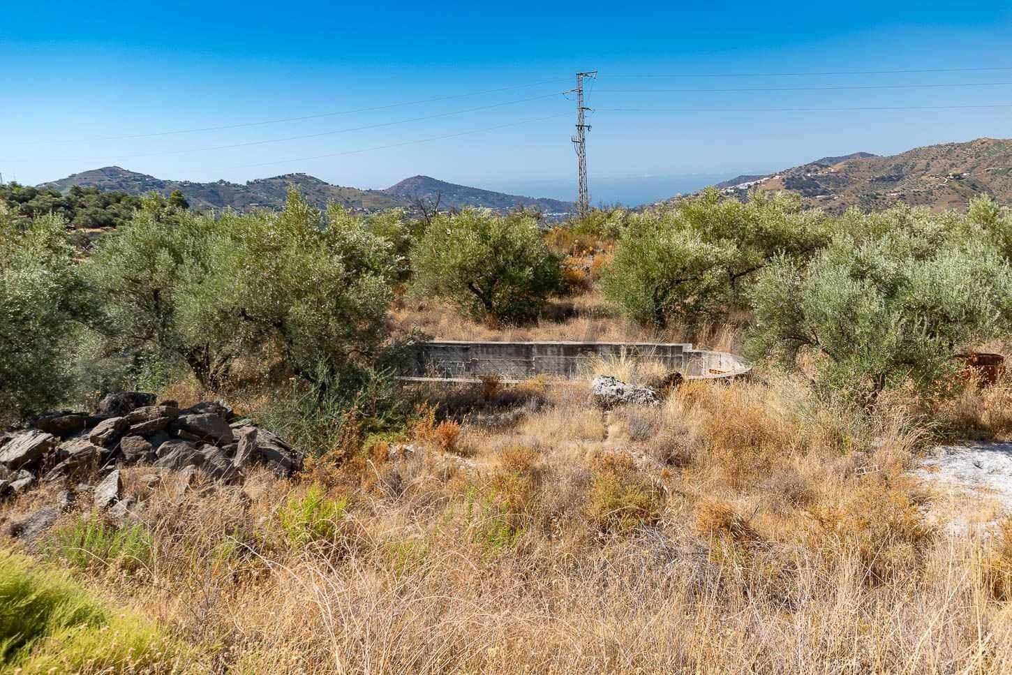 Landgrundstück zu verkaufen in Canillas de Albaida - 92.000 € (Ref: 10089692)