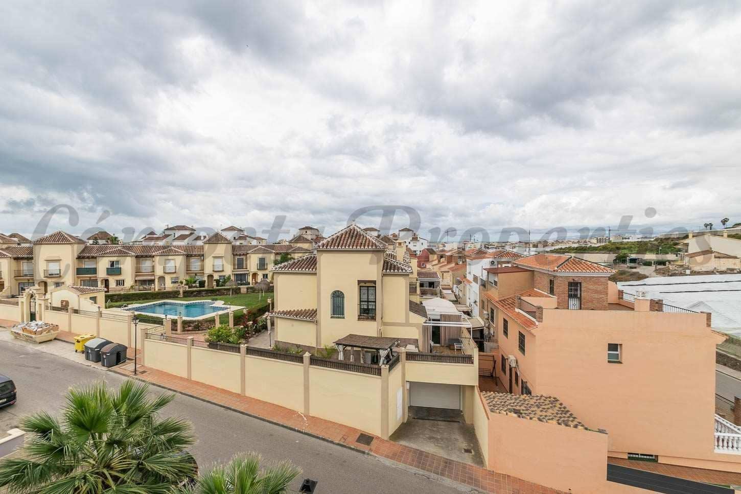 1 camera da letto Appartamento in vendita in Torrox-Costa con piscina garage - 195.000 € (Rif: 10090871)