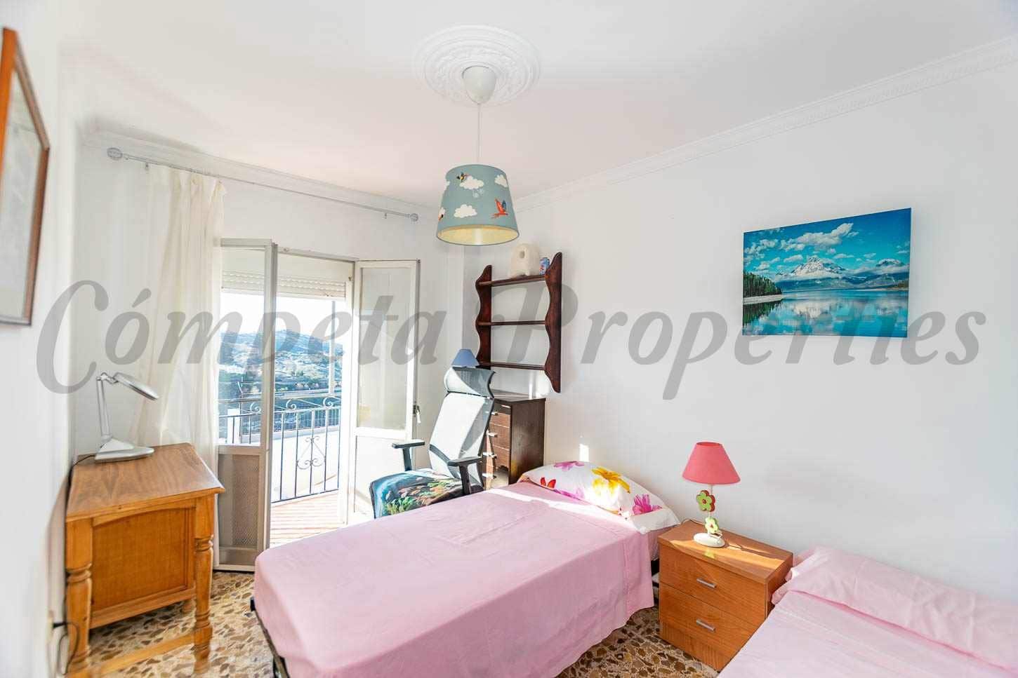4 Zimmer Haus zu vermieten in Competa - 1.000 € (Ref: 10094615)