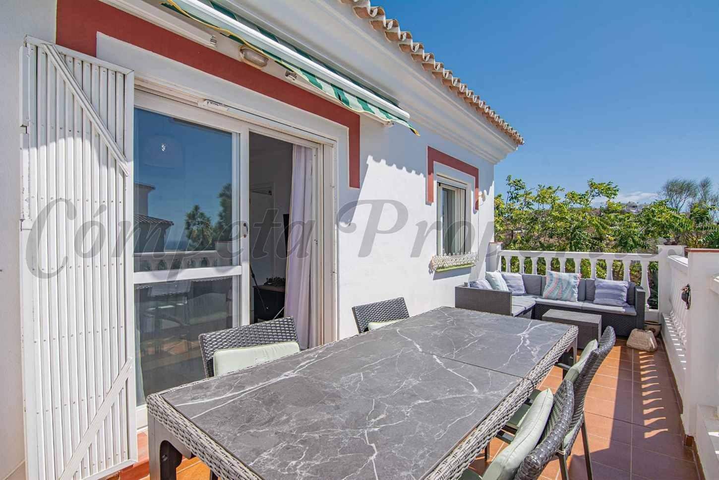 2 quarto Apartamento para arrendar em Torrox Park com piscina - 750 € (Ref: 10129433)