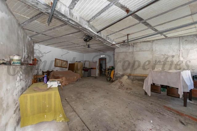 Villa zu verkaufen in Salares mit Garage - 108.000 € (Ref: 10130487)