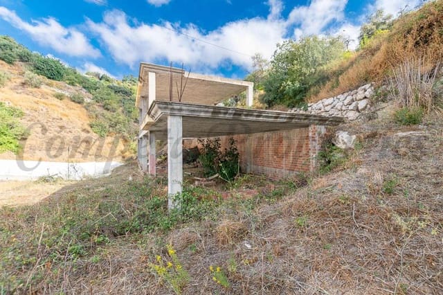 Villa zu verkaufen in Salares mit Garage - 108.000 € (Ref: 10130487)