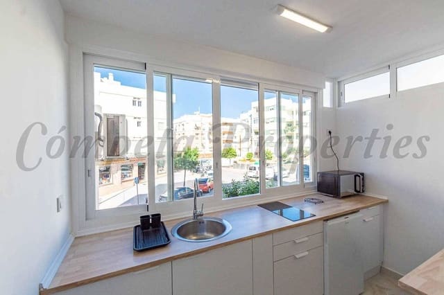 Lägenhet att hyra i Nerja - 700 € (Ref: 10131893)