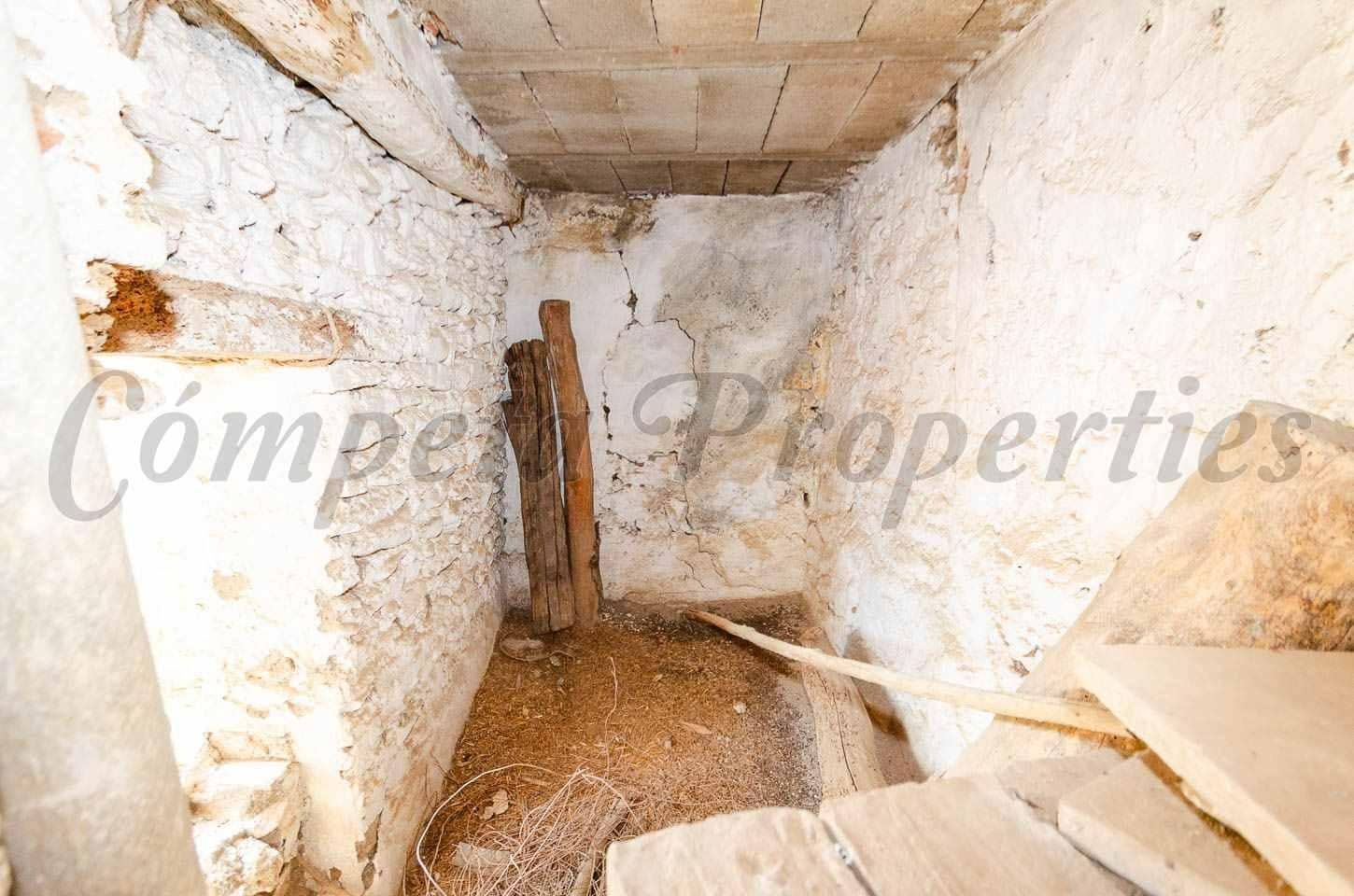 Dom na sprzedaż w Salares - 27 500 € (Ref: 10132761)