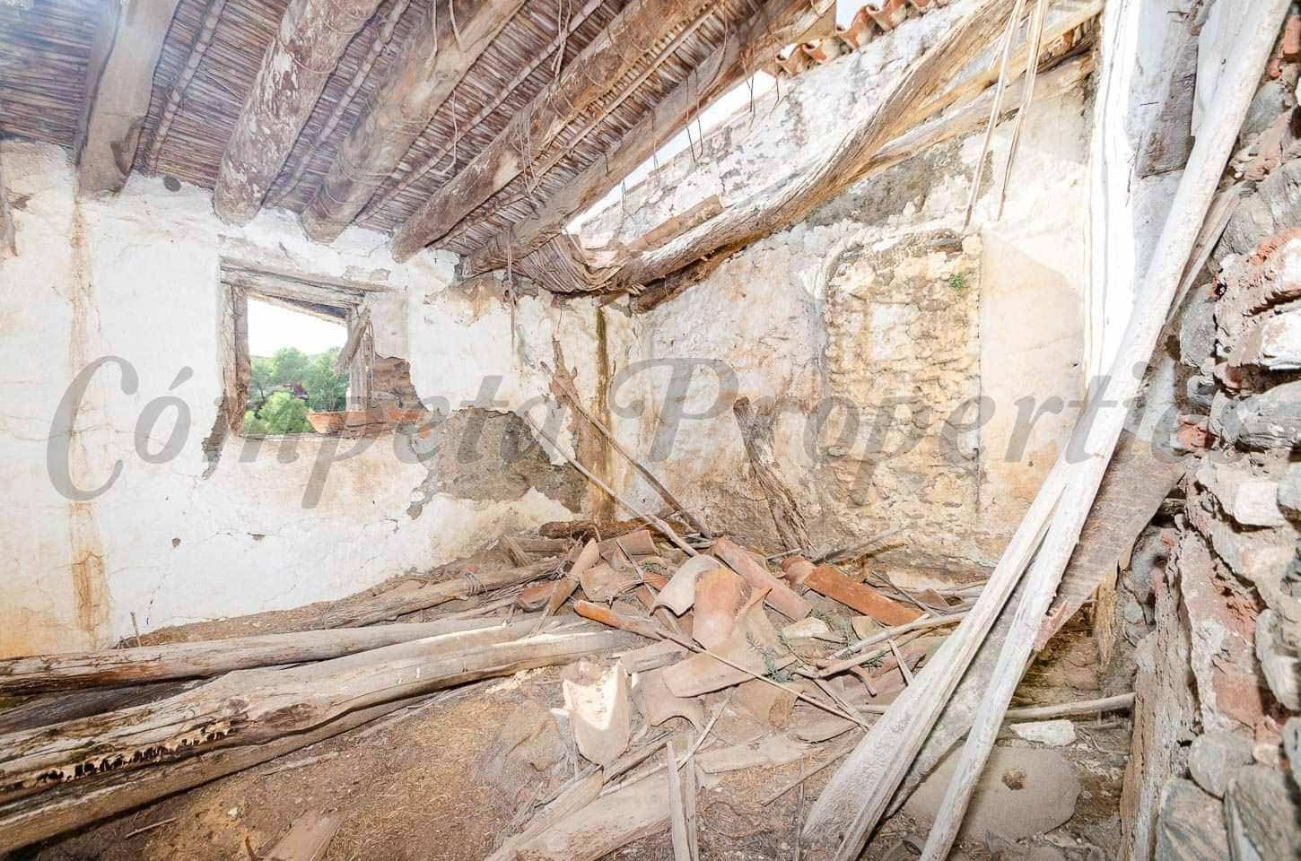 Dom na sprzedaż w Salares - 27 500 € (Ref: 10132761)