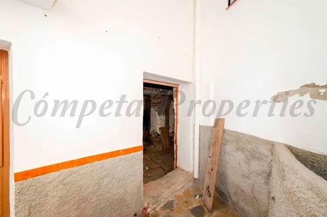 Dom na sprzedaż w Salares - 27 500 € (Ref: 10132761)
