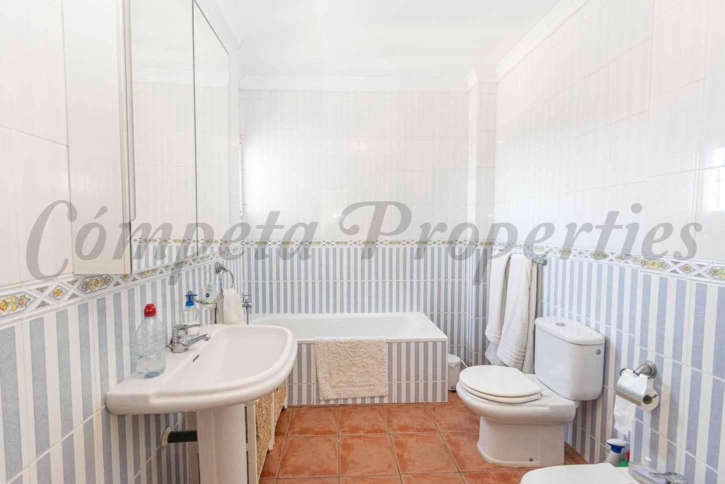 3 Zimmer Finca/Landgut zu verkaufen in Torrox mit Pool Garage - 525.000 € (Ref: 10136037)