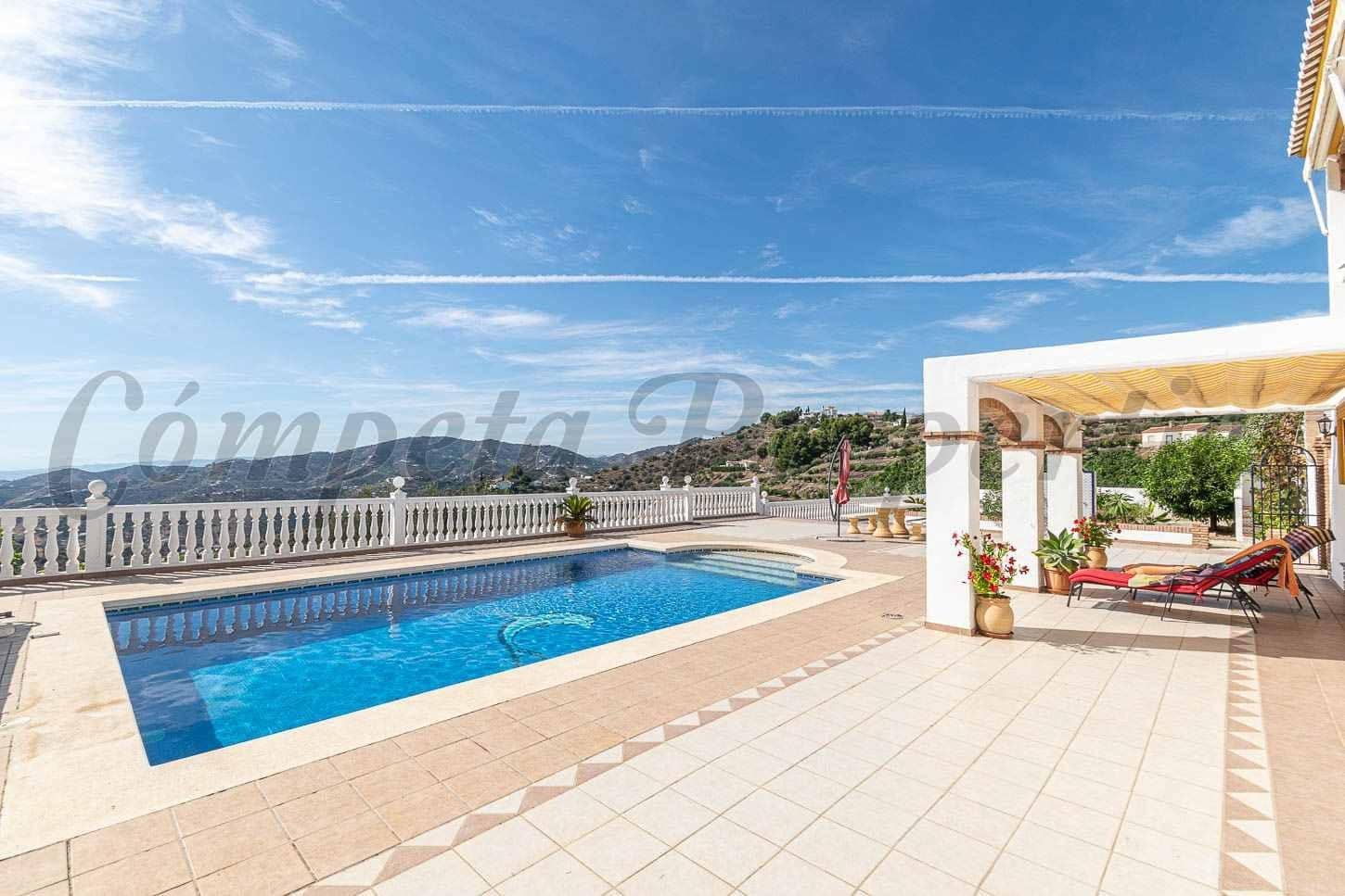 3 Zimmer Finca/Landgut zu verkaufen in Torrox mit Pool Garage - 525.000 € (Ref: 10136037)