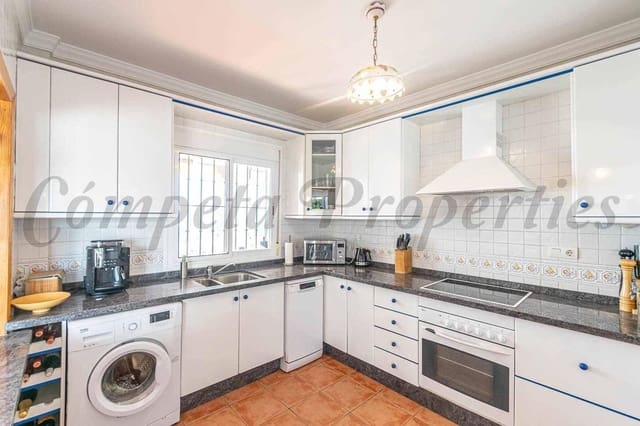 3 Zimmer Finca/Landgut zu verkaufen in Torrox Pueblo, Torrox mit Pool Garage - 525.000 € (Ref: 10136037)
