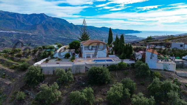 3 sovrum Finca/Hus på landet till salu i Torrox Pueblo, Torrox med pool garage - 525 000 € (Ref: 10136037)