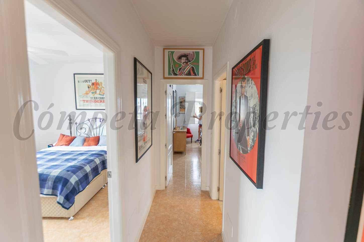 Finca/Casa Rural de 5 habitaciones en Cómpeta en venta con piscina - 790.000 € (Ref: 10136039)
