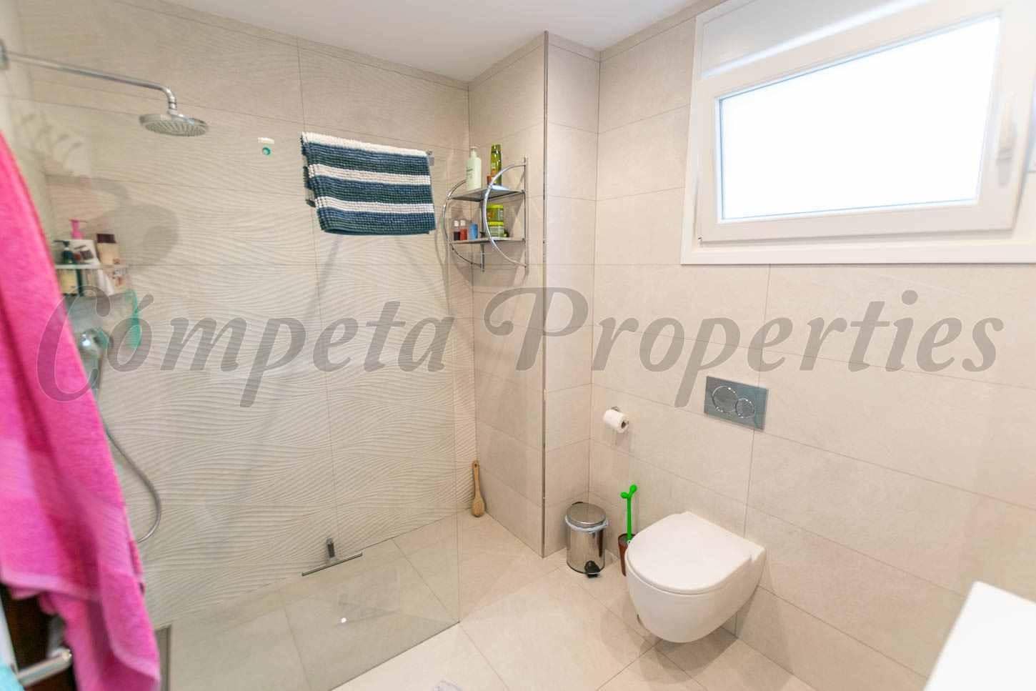 Finca/Casa Rural de 5 habitaciones en Cómpeta en venta con piscina - 790.000 € (Ref: 10136039)