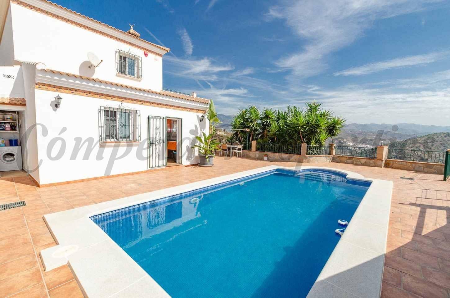 3 bedroom Finca/Country House for sale in Arenas with pool - € 428,000 (Ref: 10136040)