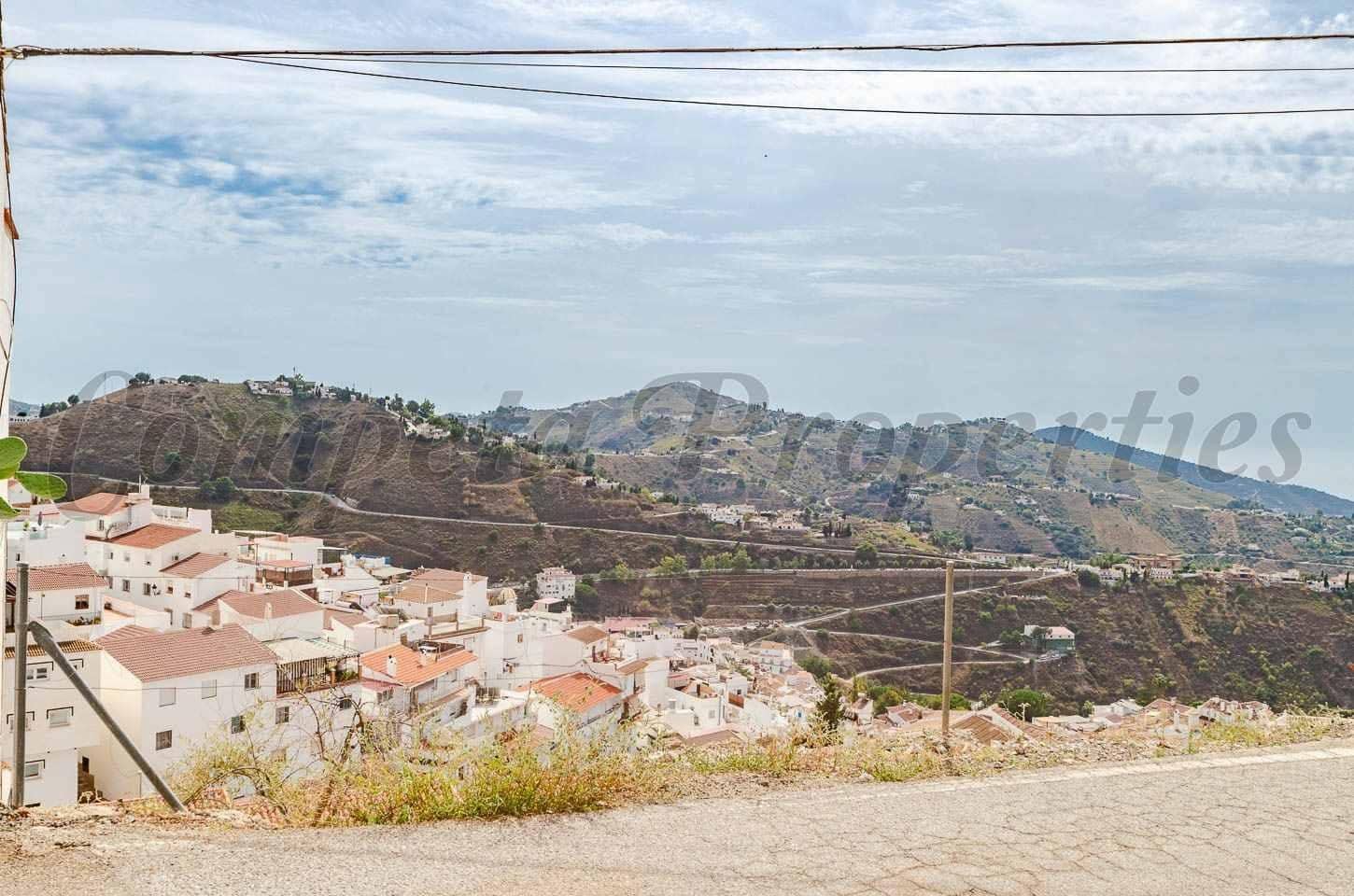 4 quarto Casa em Banda para venda em Competa com garagem - 339 000 € (Ref: 10136041)