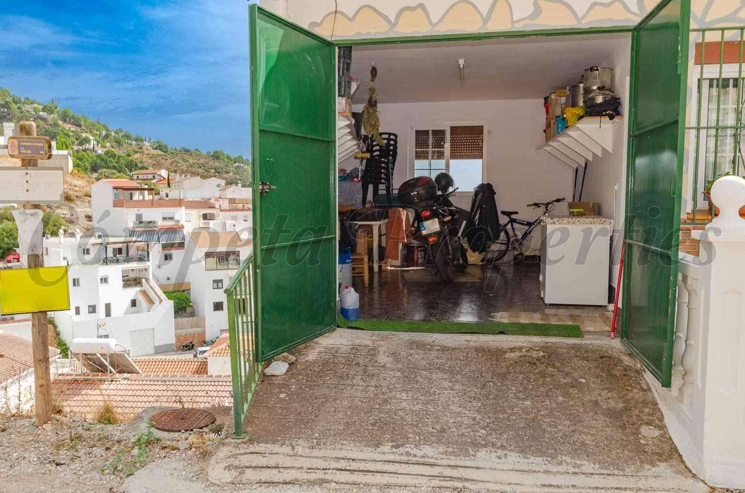 4 quarto Casa em Banda para venda em Competa com garagem - 339 000 € (Ref: 10136041)