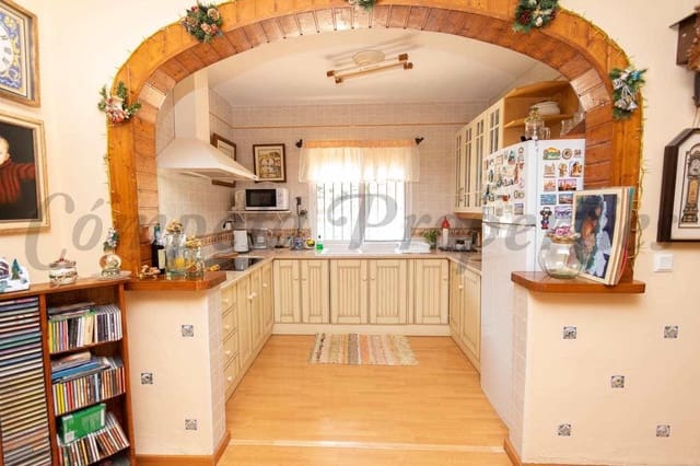 6 makuuhuone Maalaistalo myytävänä paikassa Chaparil - Torrecilla - Punta Lara, Nerja mukana uima-altaan 
autotalli - 830 000 € (Ref: 10139697)
