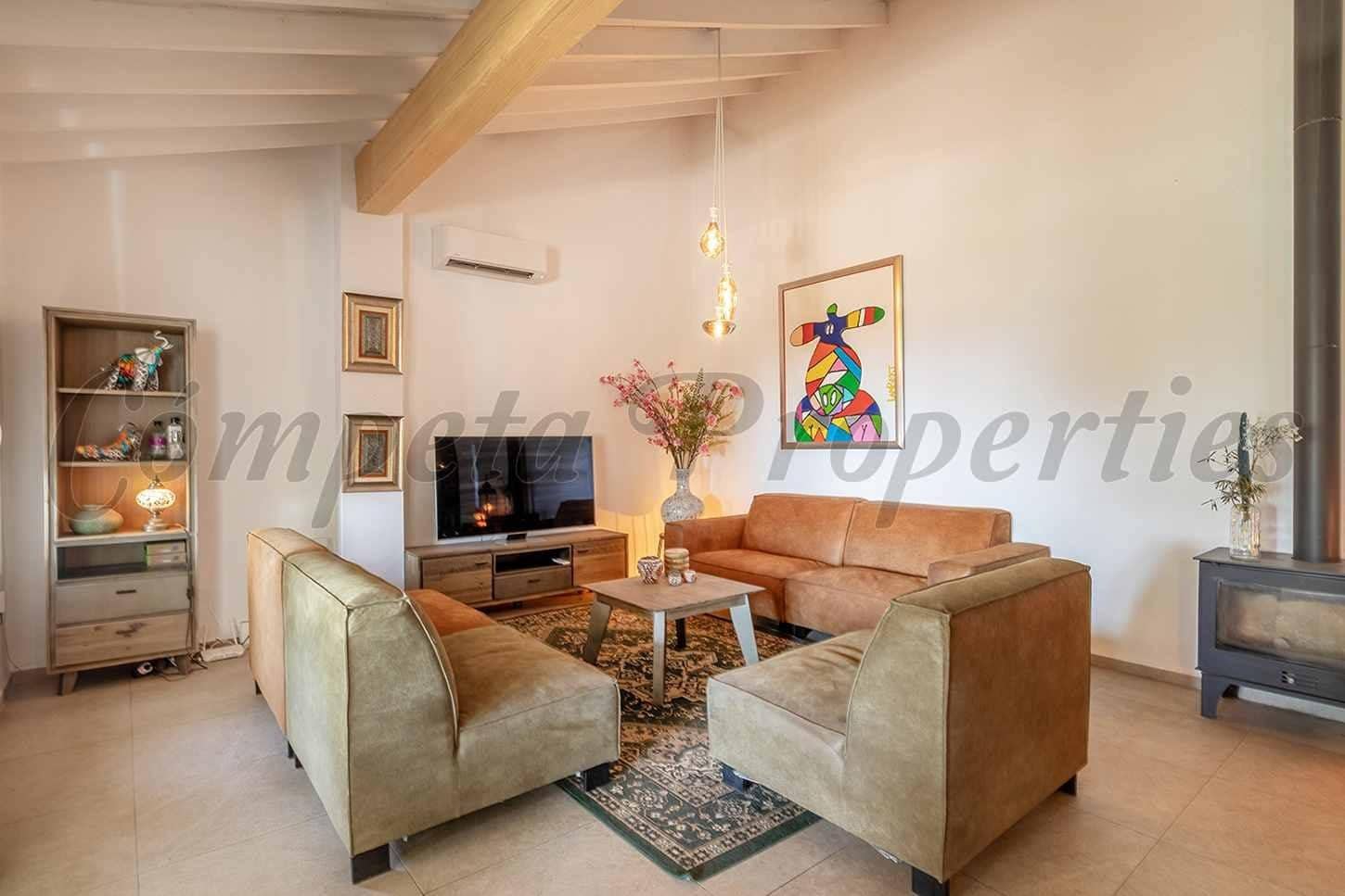 2 soveværelse Finca/Landehus til salg i Competa med swimmingpool - € 480.000 (Ref: 10142599)