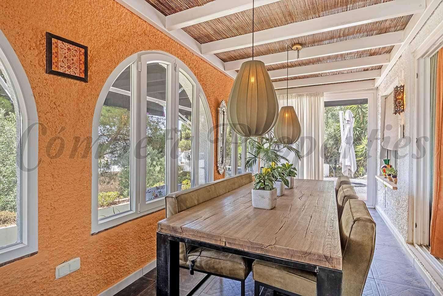 2 soveværelse Finca/Landehus til salg i Competa med swimmingpool - € 480.000 (Ref: 10142599)