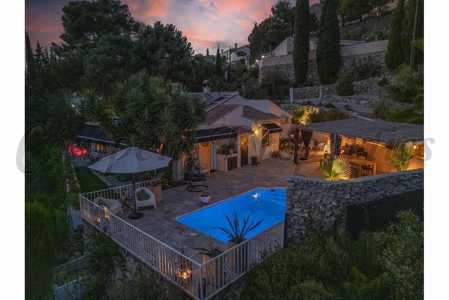 2 soveværelse Finca/Landehus til salg i Competa med swimmingpool - € 480.000 (Ref: 10142599)