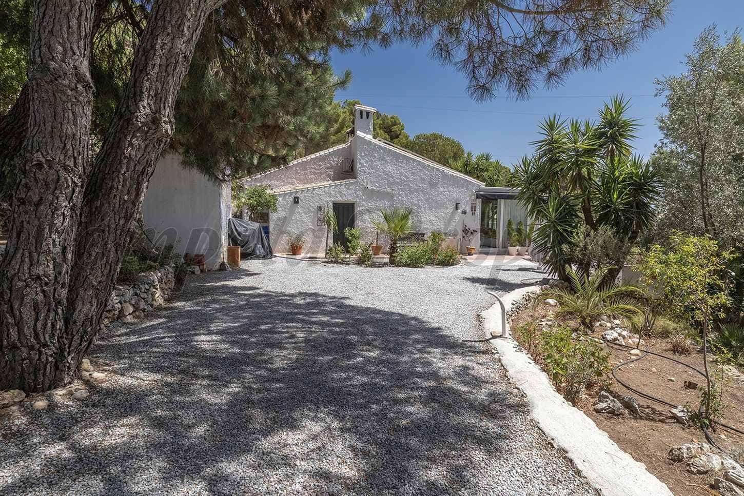 2 soveværelse Finca/Landehus til salg i Competa med swimmingpool - € 480.000 (Ref: 10142599)