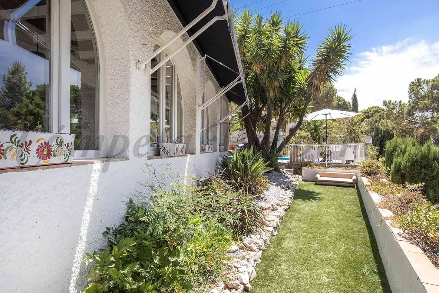 2 soveværelse Finca/Landehus til salg i Competa med swimmingpool - € 480.000 (Ref: 10142599)