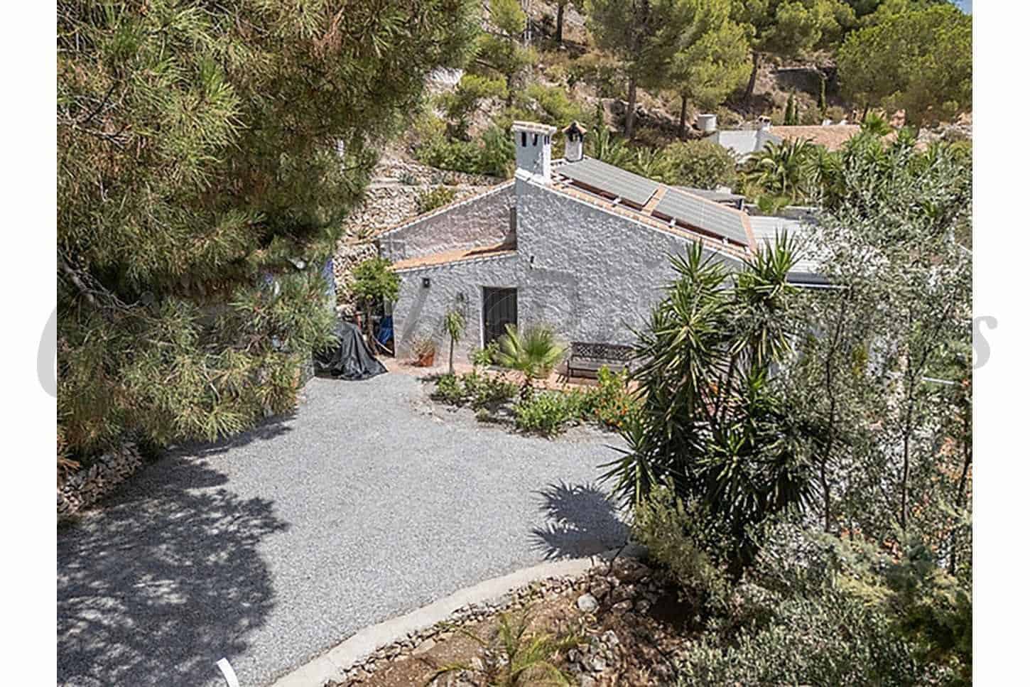 2 soveværelse Finca/Landehus til salg i Competa med swimmingpool - € 480.000 (Ref: 10142599)