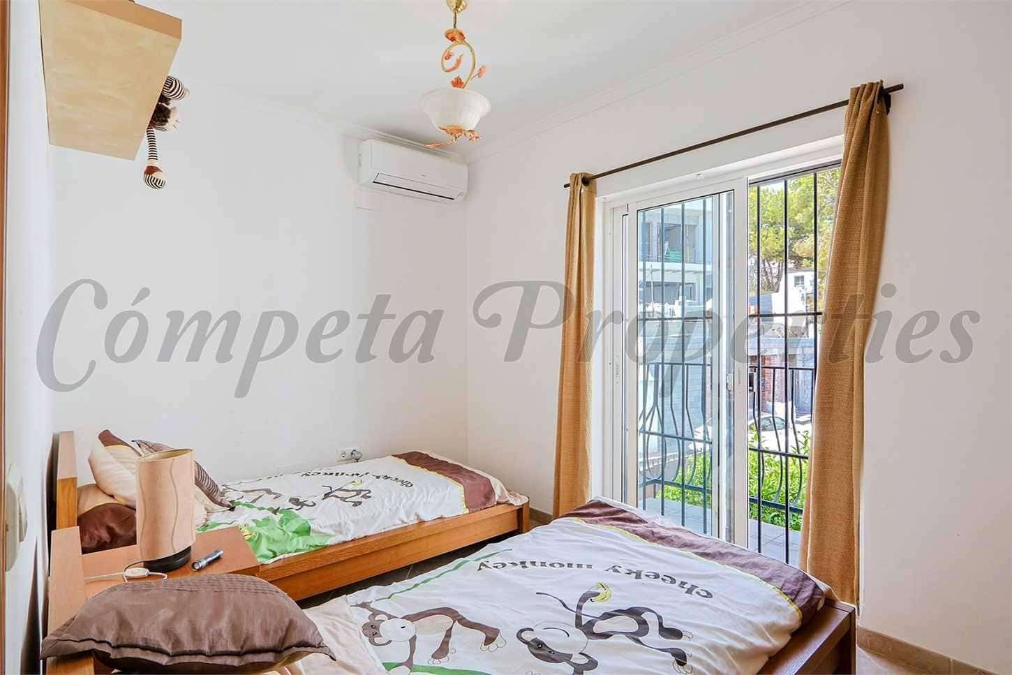 3 Zimmer Villa zu verkaufen in Nerja mit Pool - 690.000 € (Ref: 10142600)