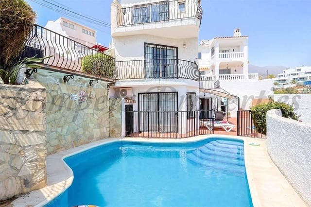 3 Zimmer Villa zu verkaufen in Nueva Nerja, Nerja mit Pool - 690.000 € (Ref: 10142600)