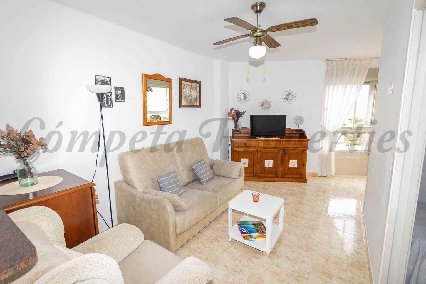 1 soverom Leilighet til leie i Torrox-Costa med svømmebasseng - € 600 (Ref: 10147107)