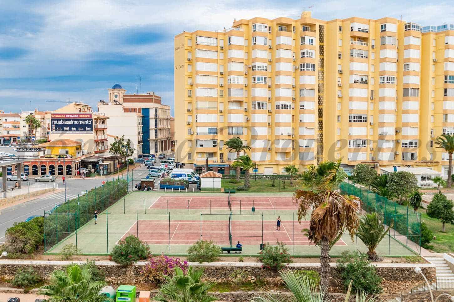 1 soverom Leilighet til leie i Torrox-Costa med svømmebasseng - € 600 (Ref: 10147107)