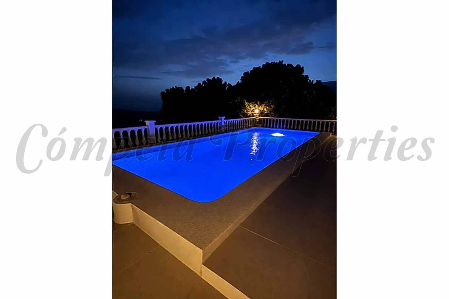 2 quarto Quinta/Casa Rural para venda em Competa com piscina - 595 000 € (Ref: 10147108)