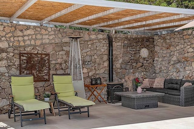 2 quarto Quinta/Casa Rural para venda em Cómpeta com piscina - 595 000 € (Ref: 10147108)