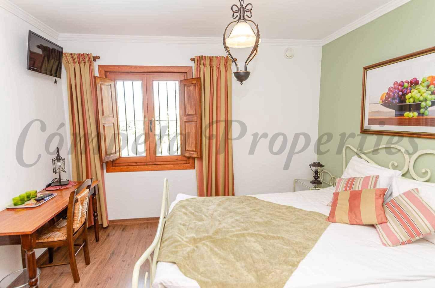 6 quarto Quinta/Casa Rural para venda em Albaida com piscina garagem - 998 000 € (Ref: 10148834)