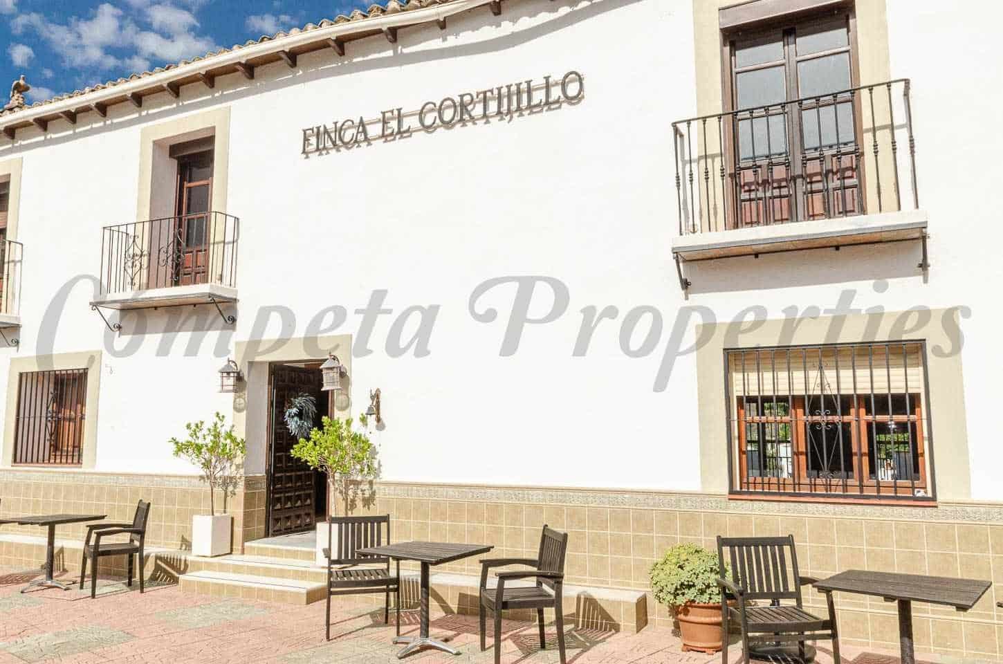 6 quarto Quinta/Casa Rural para venda em Albaida com piscina garagem - 998 000 € (Ref: 10148834)