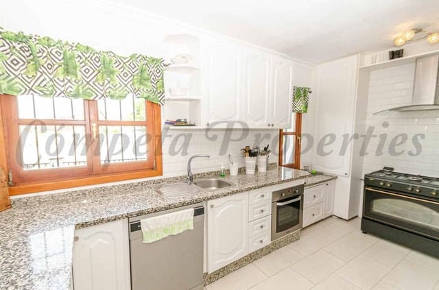 6 quarto Quinta/Casa Rural para venda em Albaida com piscina garagem - 998 000 € (Ref: 10148834)