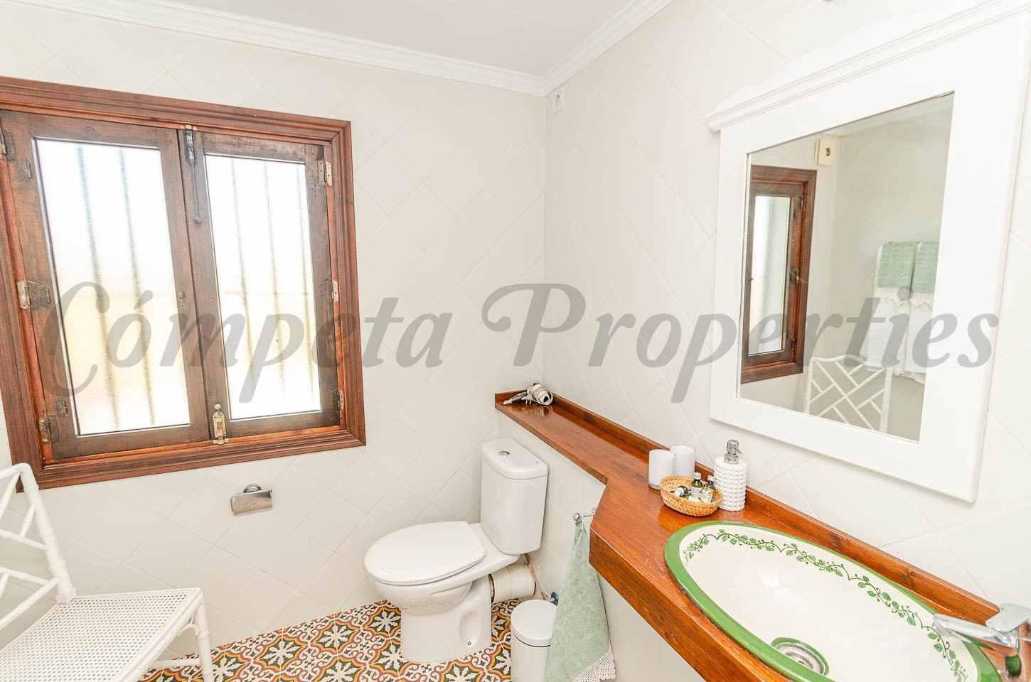 6 quarto Quinta/Casa Rural para venda em Albaida com piscina garagem - 998 000 € (Ref: 10148834)