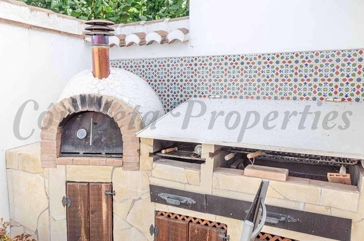 6 quarto Quinta/Casa Rural para venda em Albaida com piscina garagem - 998 000 € (Ref: 10148834)