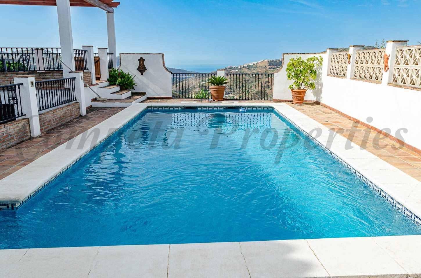 6 quarto Quinta/Casa Rural para venda em Albaida com piscina garagem - 998 000 € (Ref: 10148834)