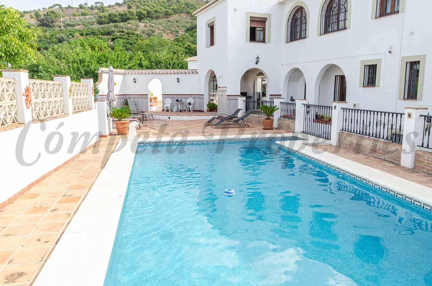 6 quarto Quinta/Casa Rural para venda em Albaida com piscina garagem - 998 000 € (Ref: 10148834)